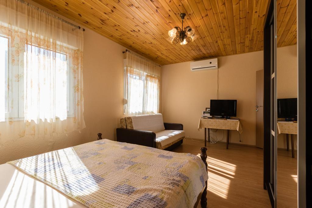 Apartment Sjekloca เวียร์ปาซาร์ ภายนอก รูปภาพ